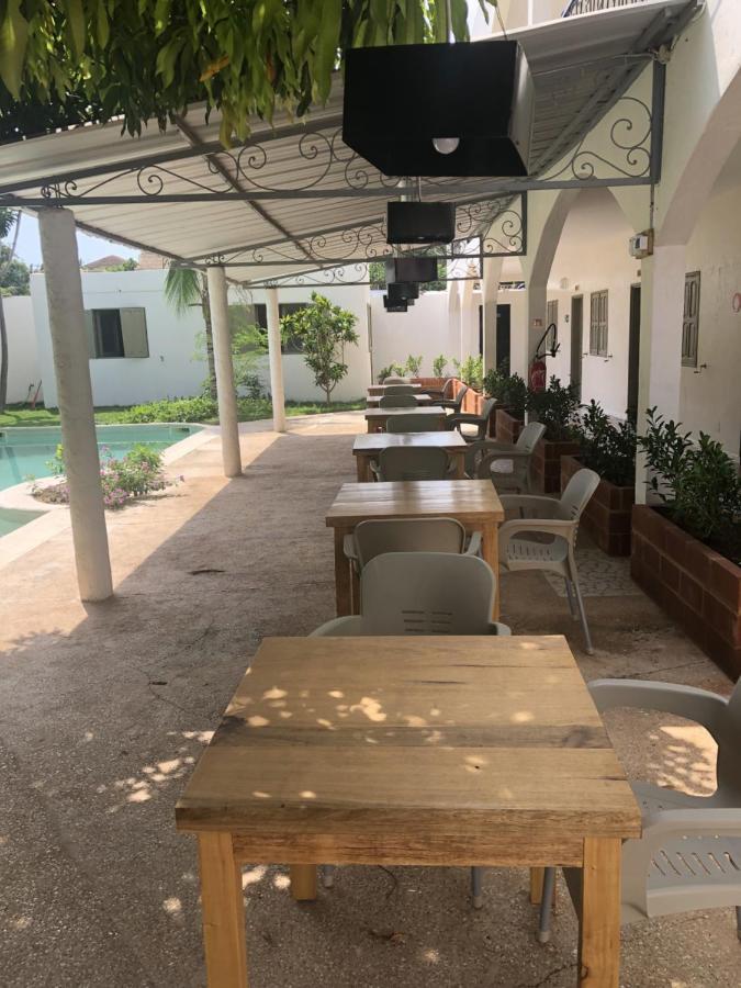 Le Hbr De Saly Hotel Eksteriør billede